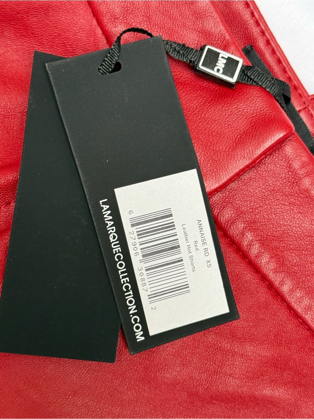 Lamarque Red High-Waist Leather Shorts - Picture 3 of 8